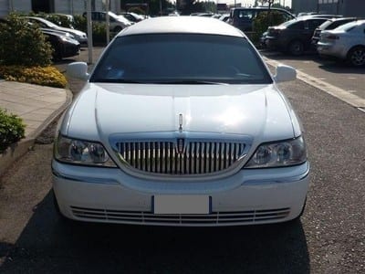 Lincoln Town Car — wynajem limuzyny Warszawa — zdjęcie 3